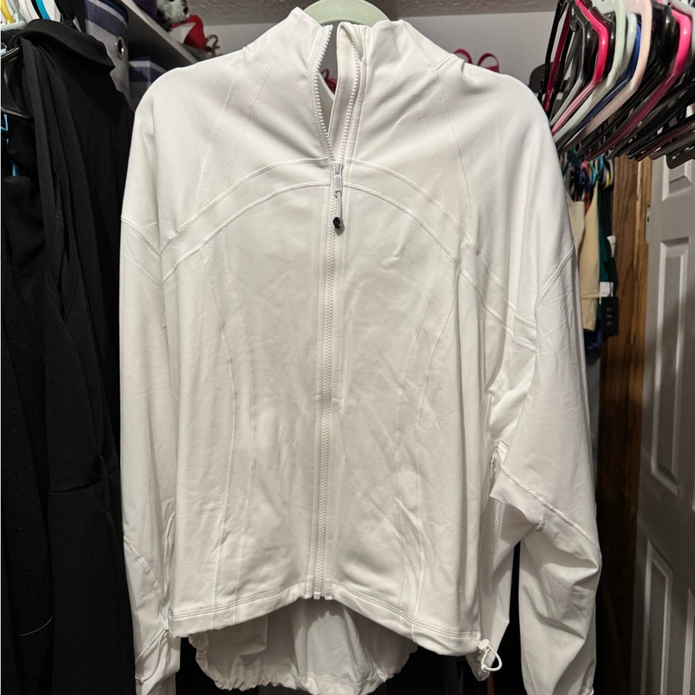 Lululemon Relaxed fit define